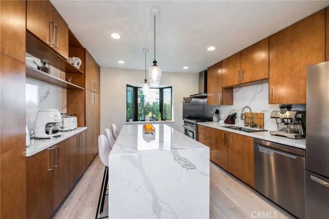 1800 Silverwood Terrace, Los Angeles, CA 90026