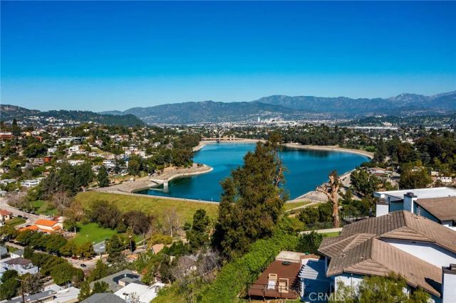 1800 Silverwood Terrace, Los Angeles, CA 90026