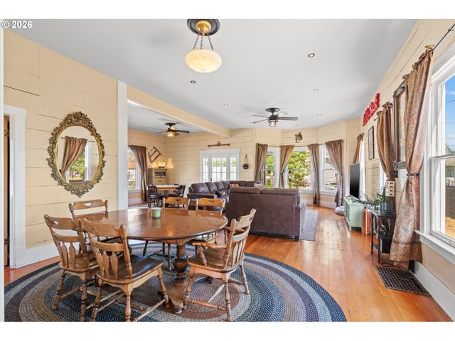614 Se BYERS Ave, Pendleton, OR 97801
