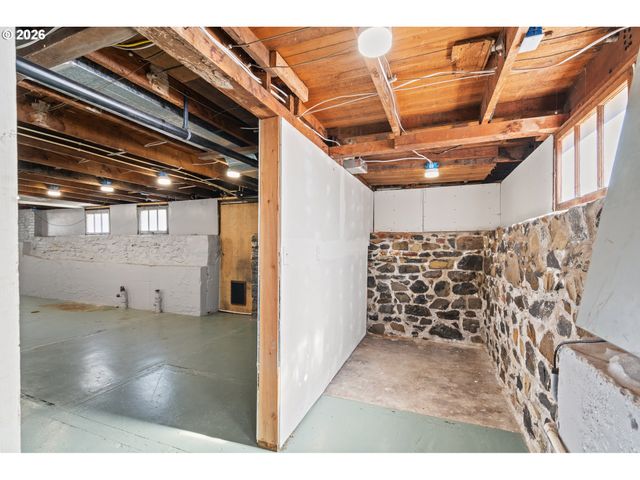 614 Se BYERS Ave, Pendleton, OR 97801