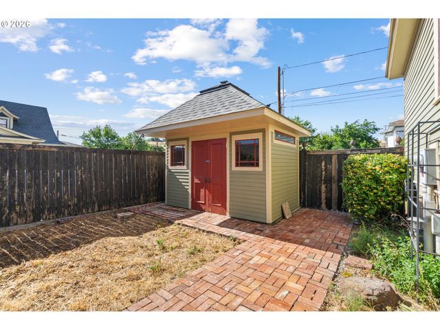 614 Se BYERS Ave, Pendleton, OR 97801
