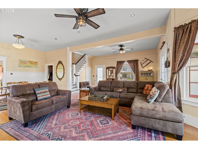 614 Se BYERS Ave, Pendleton, OR 97801