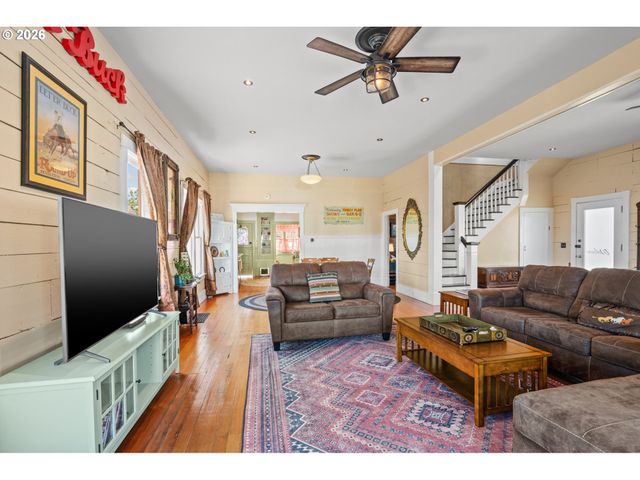 614 Se BYERS Ave, Pendleton, OR 97801