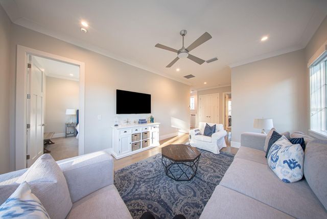 84 OAKDALE ST, Windermere, FL 34786