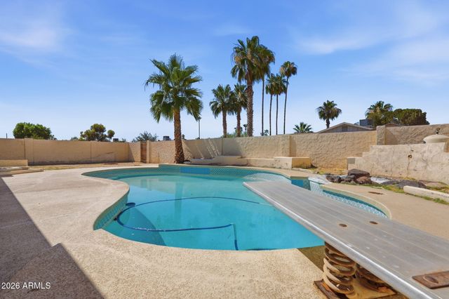 2254 W WETHERSFIELD Road, Phoenix, AZ 85029