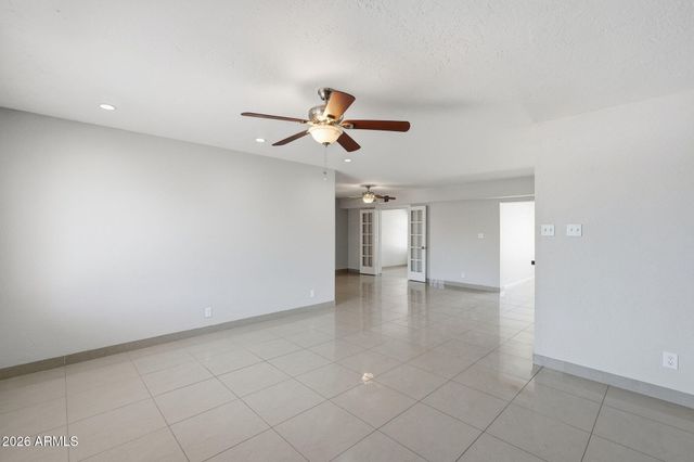2254 W WETHERSFIELD Road, Phoenix, AZ 85029