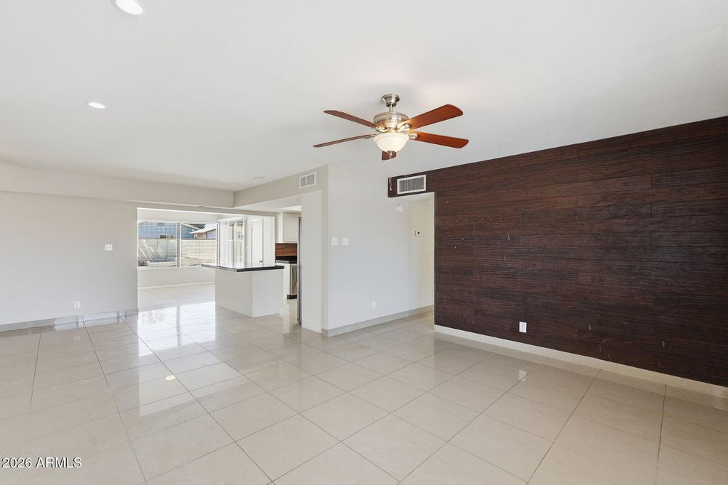 2254 W WETHERSFIELD Road, Phoenix, AZ 85029 — photo 5