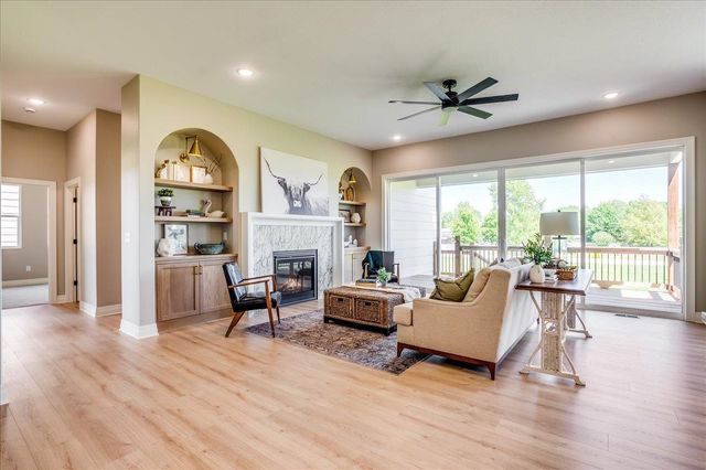 9642 W Cedar Lane, Maize, KS 67101