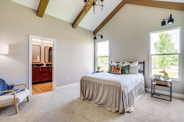 9642 W Cedar Lane, Maize, KS 67101