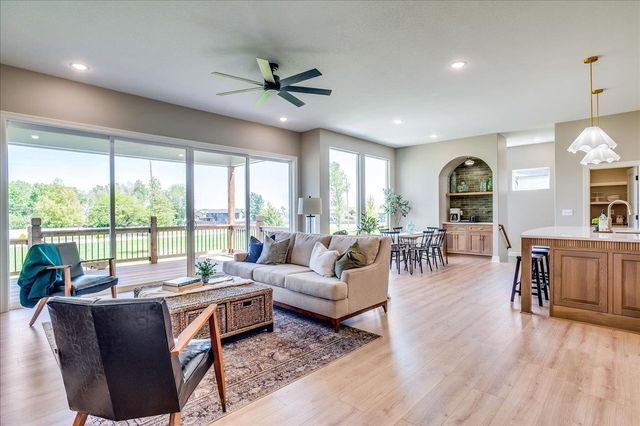 9642 W Cedar Lane, Maize, KS 67101