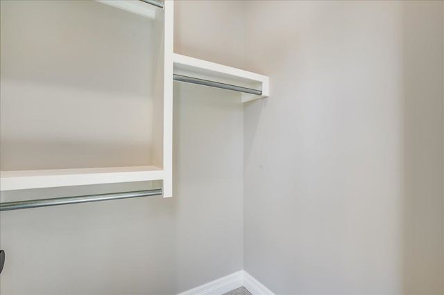 9642 W Cedar Lane, Maize, KS 67101