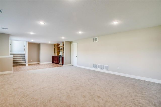 9642 W Cedar Lane, Maize, KS 67101