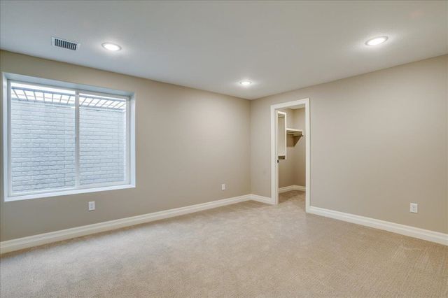 9642 W Cedar Lane, Maize, KS 67101