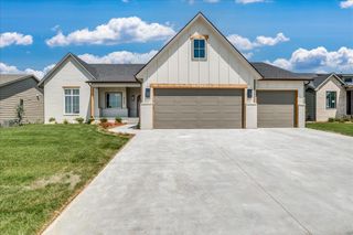 9642 W Cedar Lane, Maize, KS 67101