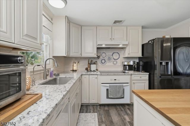 103 Panorama Dr, Vernon Twp., NJ 07461