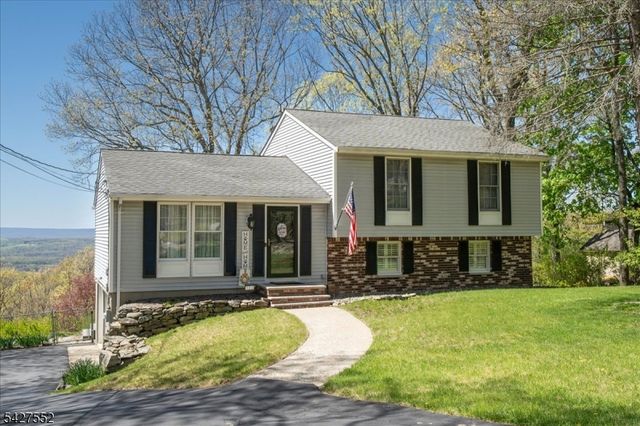 103 Panorama Dr, Vernon Twp., NJ 07461