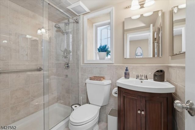 103 Panorama Dr, Vernon Twp., NJ 07461