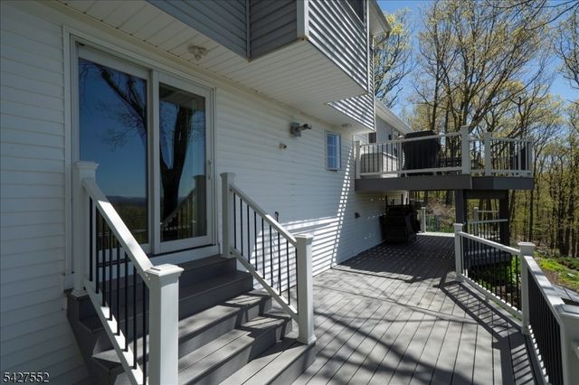 103 Panorama Dr, Vernon Twp., NJ 07461