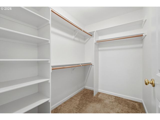 4884 Nw PROMENADE Ter 301, Portland, OR 97229