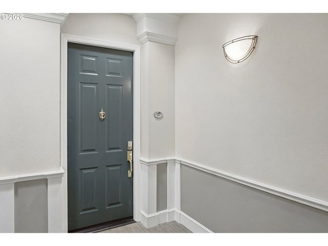 4884 Nw PROMENADE Ter 301, Portland, OR 97229