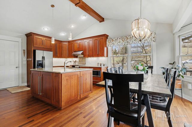 7245 Packer Drive NE, Belmont, MI 49306