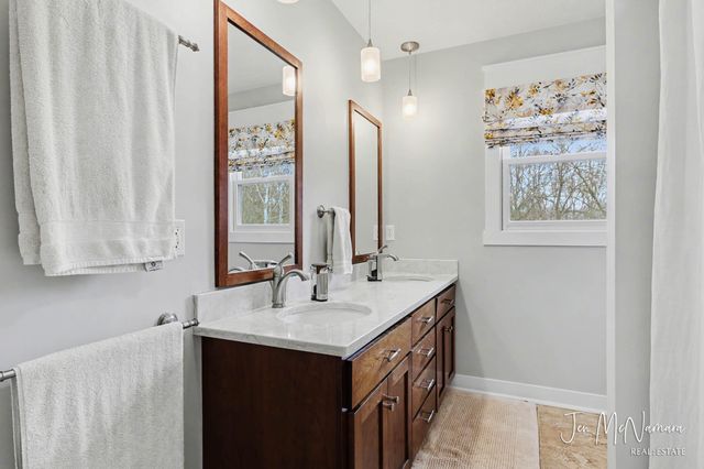 7245 Packer Drive NE, Belmont, MI 49306