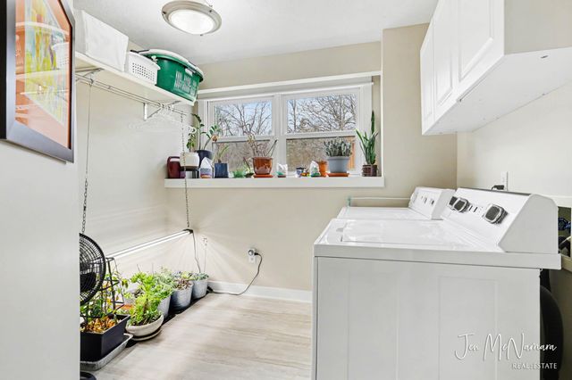 7245 Packer Drive NE, Belmont, MI 49306