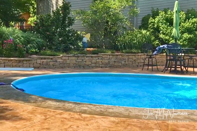 7245 Packer Drive NE, Belmont, MI 49306