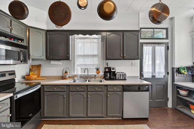 138 E NEW ST, Mountville, PA 17554