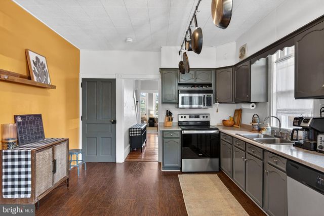 138 E NEW ST, Mountville, PA 17554