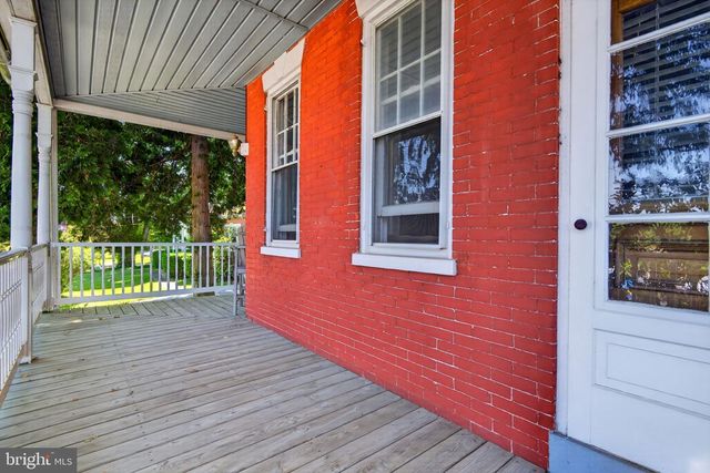 138 E NEW ST, Mountville, PA 17554