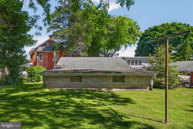 138 E NEW ST, Mountville, PA 17554