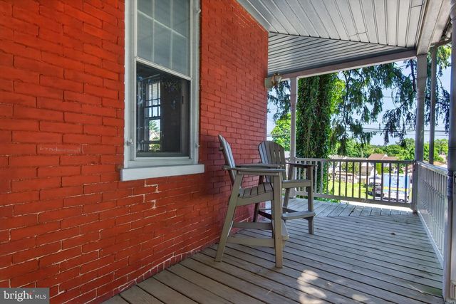 138 E NEW ST, Mountville, PA 17554