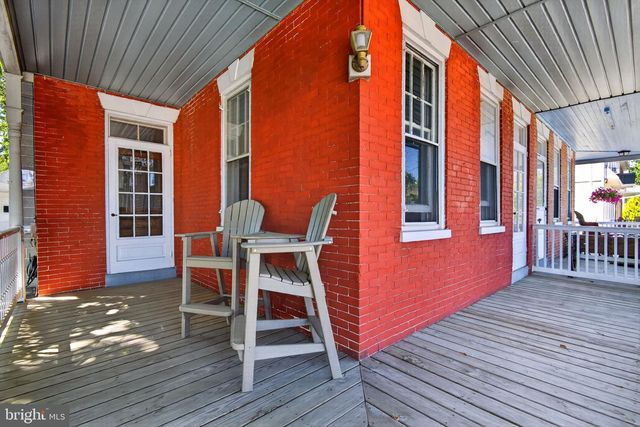 138 E NEW ST, Mountville, PA 17554