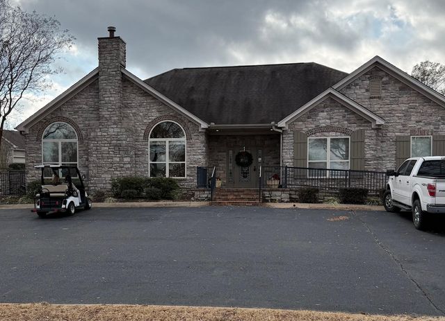 292 Mountain Terrace Circle, Maumelle, AR 72113