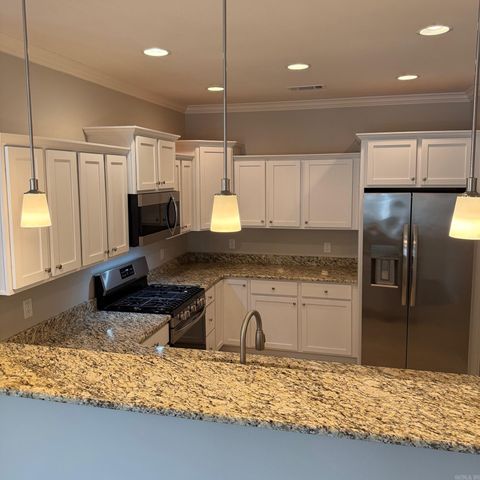 292 Mountain Terrace Circle, Maumelle, AR 72113