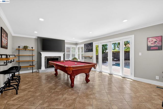 515 Burns Cir, San Ramon, CA 94583