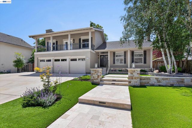 515 Burns Cir, San Ramon, CA 94583
