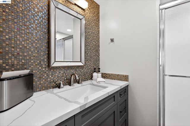 515 Burns Cir, San Ramon, CA 94583