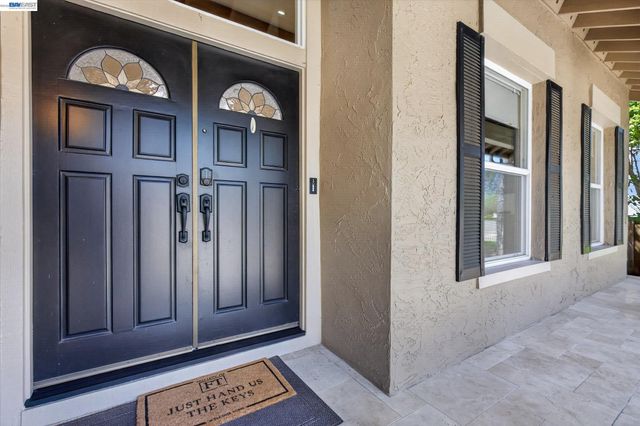 515 Burns Cir, San Ramon, CA 94583