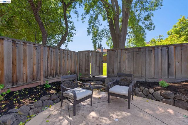 515 Burns Cir, San Ramon, CA 94583