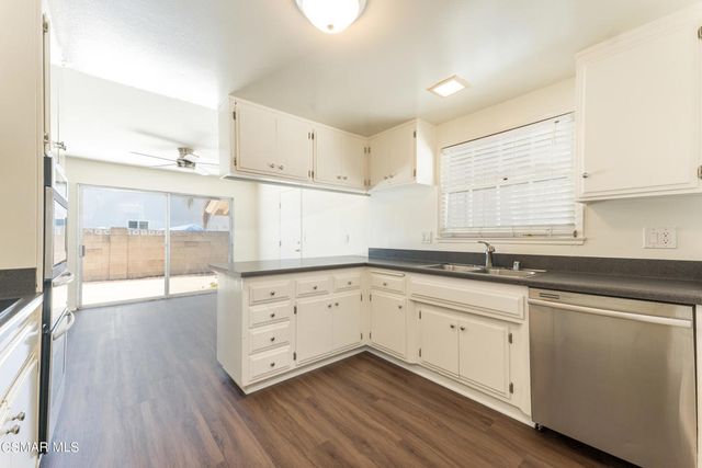 190 Knollwood Drive, Newbury Park, CA 91320