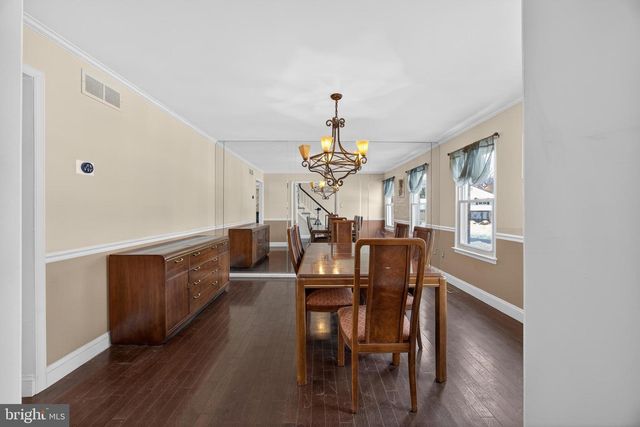 52 HAMPTON DR, Churchville, PA 18966