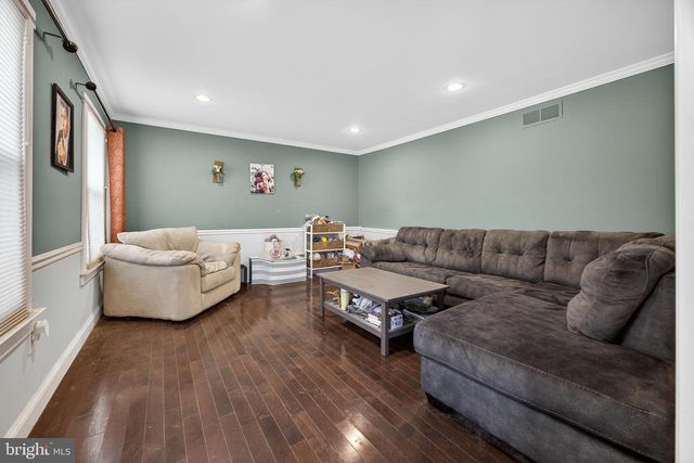 52 HAMPTON DR, Churchville, PA 18966