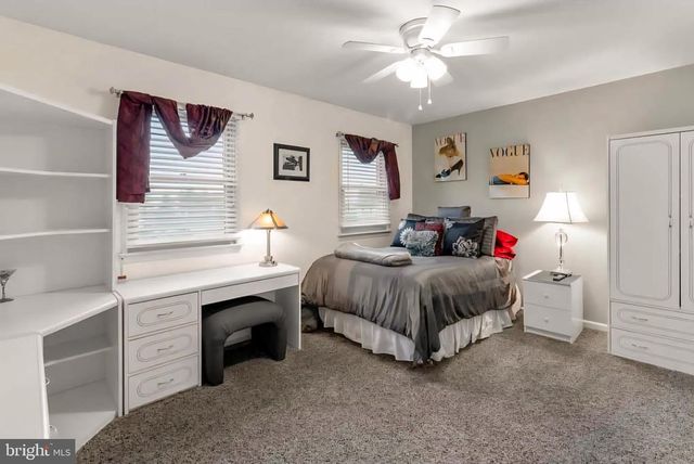 52 HAMPTON DR, Churchville, PA 18966