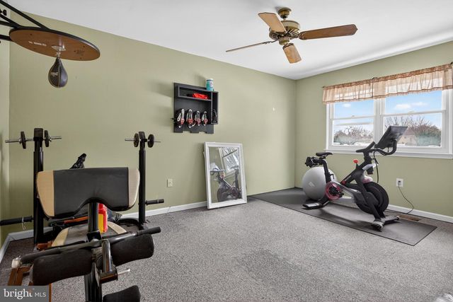 52 HAMPTON DR, Churchville, PA 18966