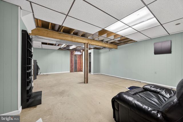 52 HAMPTON DR, Churchville, PA 18966