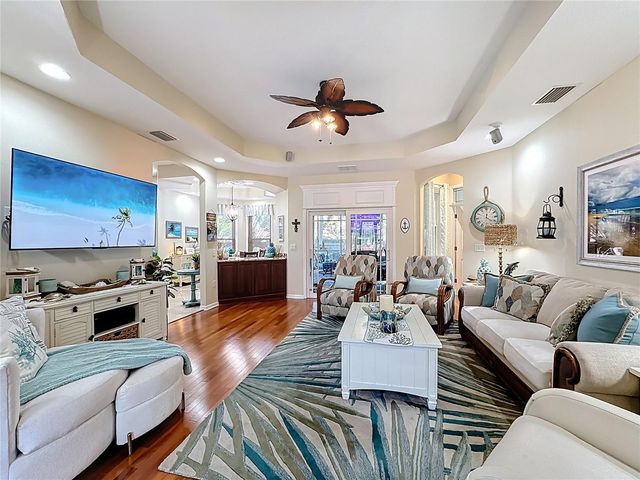 2044 84TH STREET CIRCLE NW, Bradenton, FL 34209