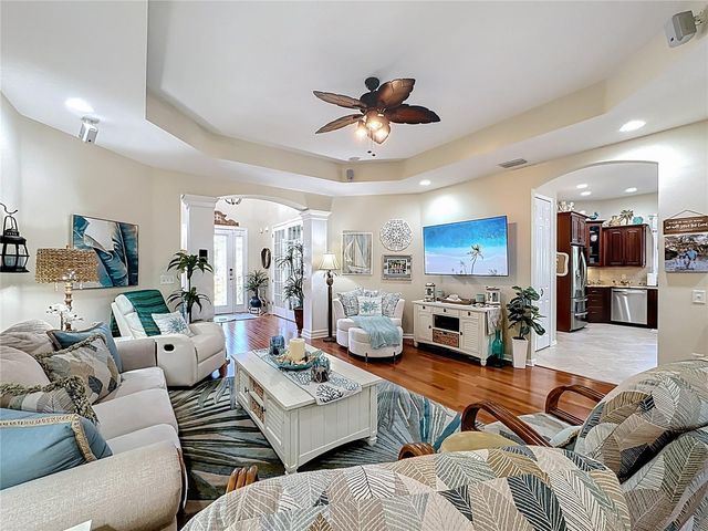 2044 84TH STREET CIRCLE NW, Bradenton, FL 34209