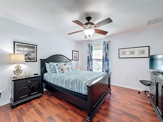 2044 84TH STREET CIRCLE NW, Bradenton, FL 34209